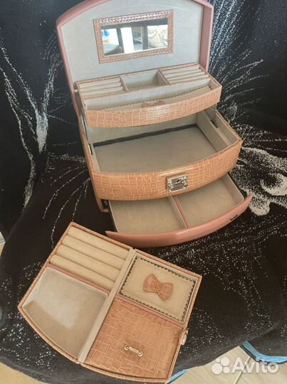 Шкатулка для украшений