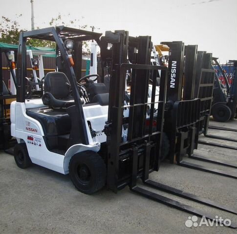 Вилочный погрузчик Toyota 8FD15, 2010