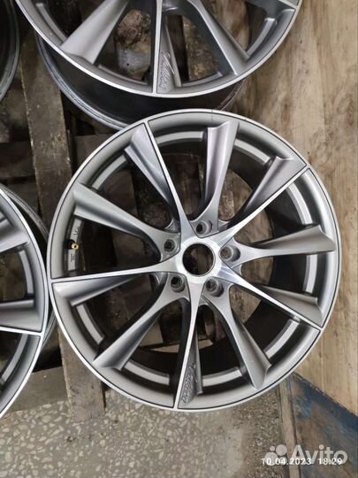 R18 ET35 DIA73.1 J8 5/114.3 Тойота Лексус