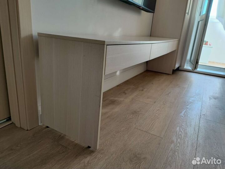 Тумба под телевизор