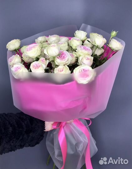 Букет кустовых роз Gelatto