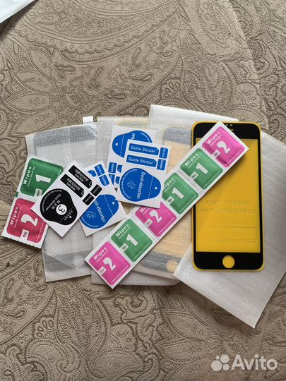 Защитные стекла на iPhone 7/8