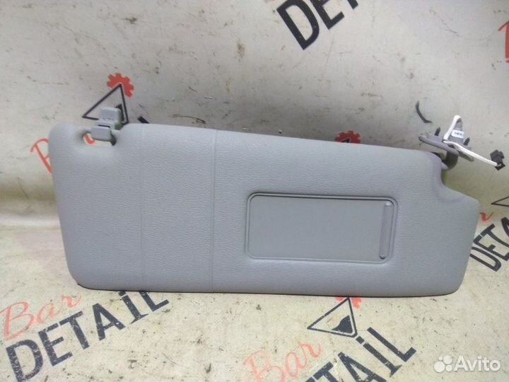Козырек солнцезащитный передний правый Bmw X3 E83