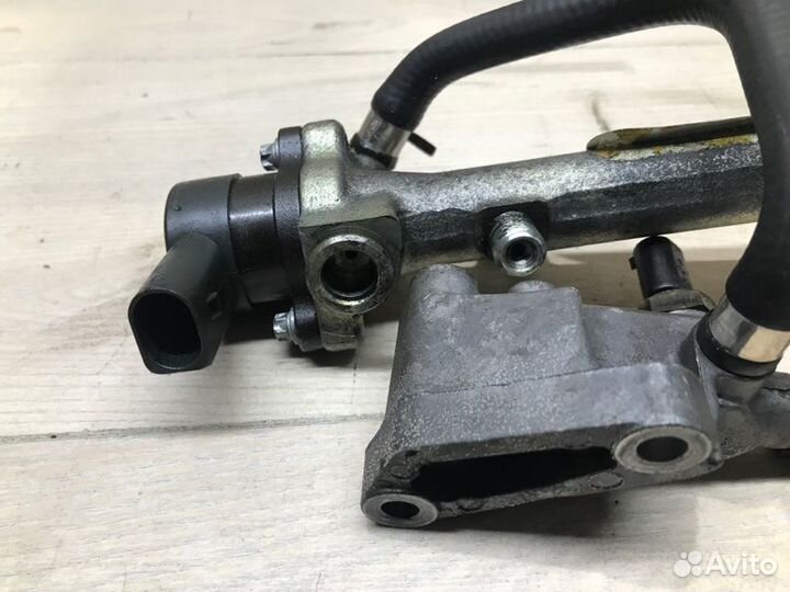 Рампа топливная Mercedes Sprinter W901 OM611 2002