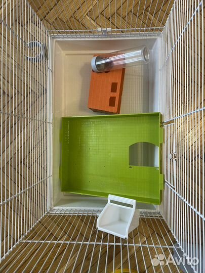 Большая клетка для птиц