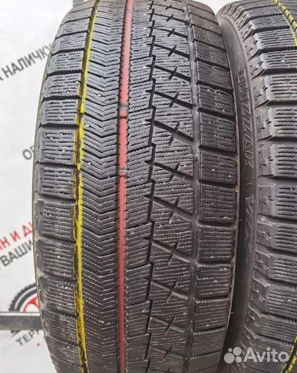 Bridgestone Blizzak VRX 215/55 R17 102H