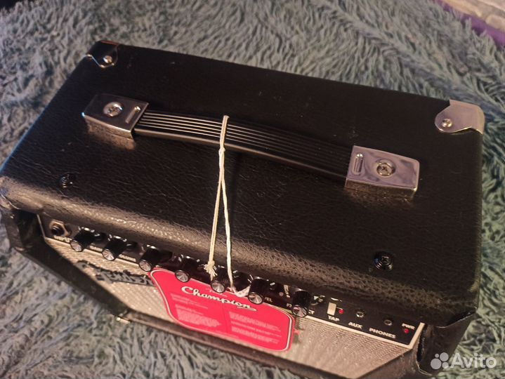Гитарный комбоусилитель Fender Champion 20