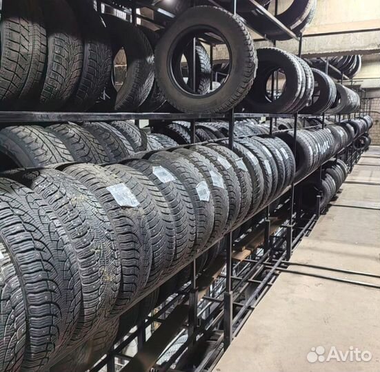 Toyo Winter Tranpath TX 215/65 R16 98M