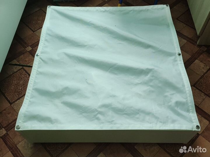 Выкатной ящик под кровать IKEA