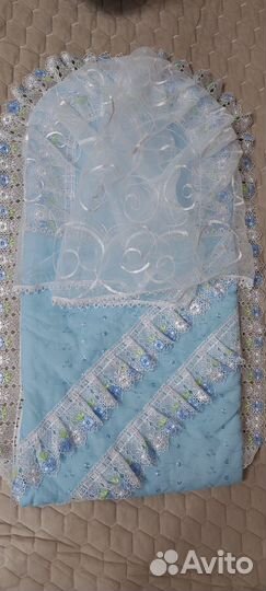 Конверт на выписку и бампер с балдахином в кроват