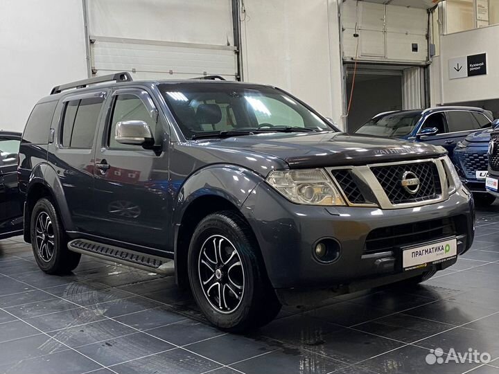 Nissan Pathfinder 2.5 AT, 2011, 243 250 км