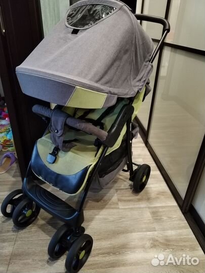 Прогулочная коляска babyton