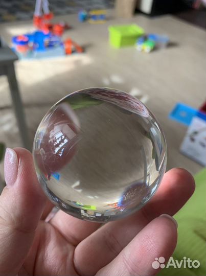 Сувенир стеклянный шар на подставке