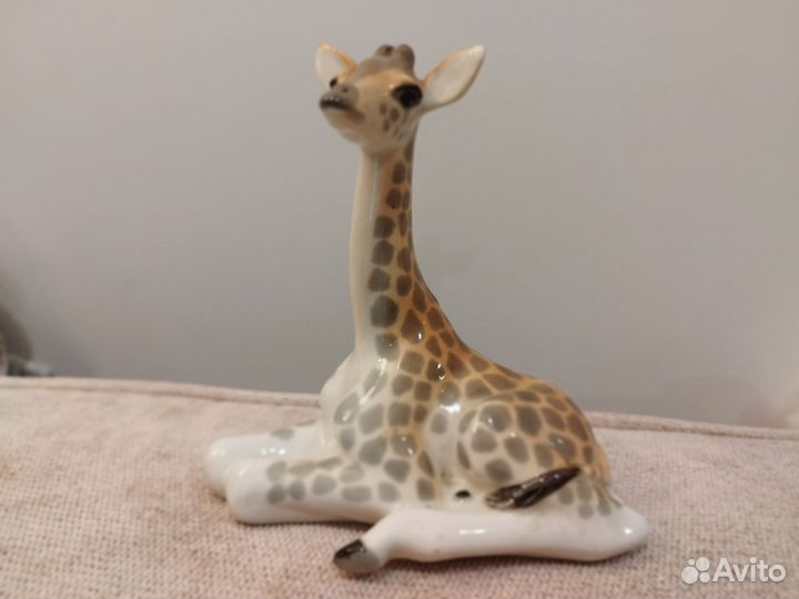 Статуэтка фарфоровая лфз СССР