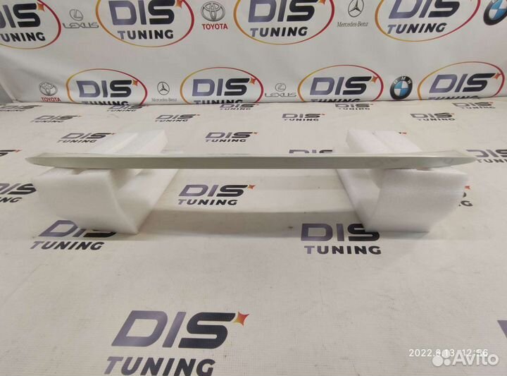 Спойлер на Багажник Toyota Corolla 210 Белый