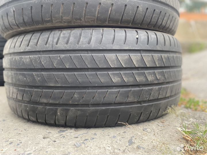 Bridgestone Alenza 001 275/45 R20