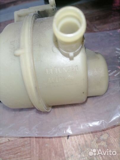 Бачок гур renault kaptur