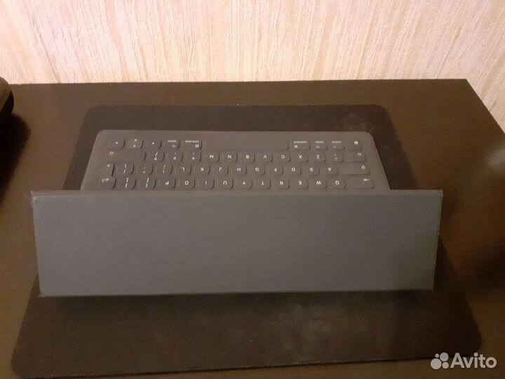 Чехол-клавиатура Apple Smart Keyboard 12.9