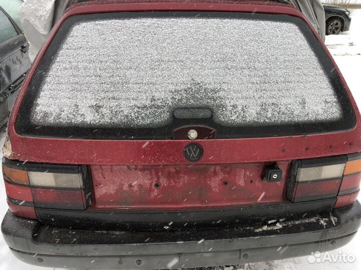 VW Passat B3 Крышка багажника универсал