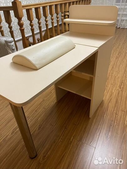 Стол для маникюра