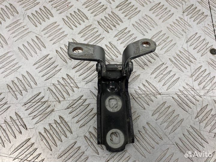 Б/У петля двери задний левый Chevrolet Cruze J300