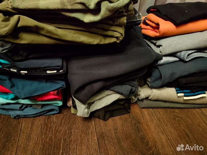 Одежда на мальчика подростка, разная