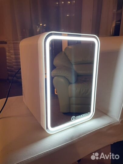 Портативный минихолодильник