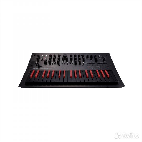 Korg Minilogue Bass полифонический синтезатор