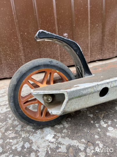 Трюковой самокат