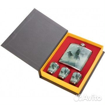 Набор Книга охотника Волки (фляжка 210мл + 3 стопк