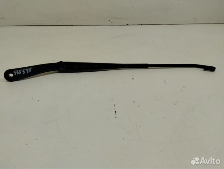 Поводок стеклоочистителя передний правый Nissan Te