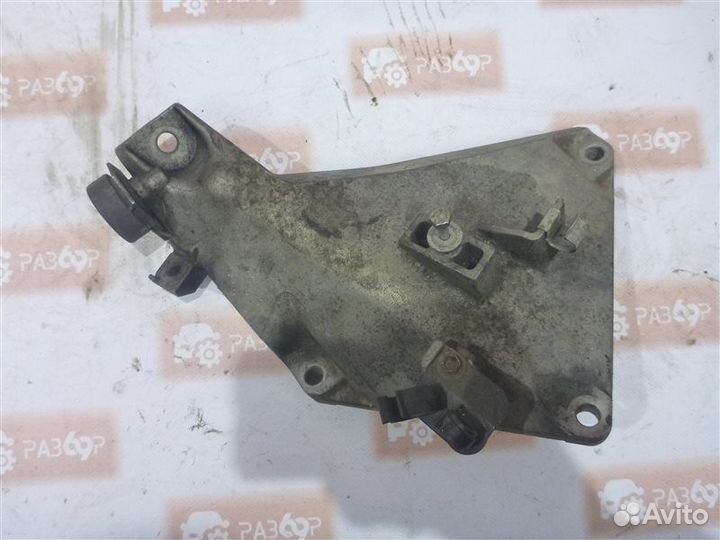 Кронштейн двигателя Bmw 3-Series E90