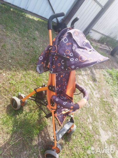 Прогулочная коляска трость