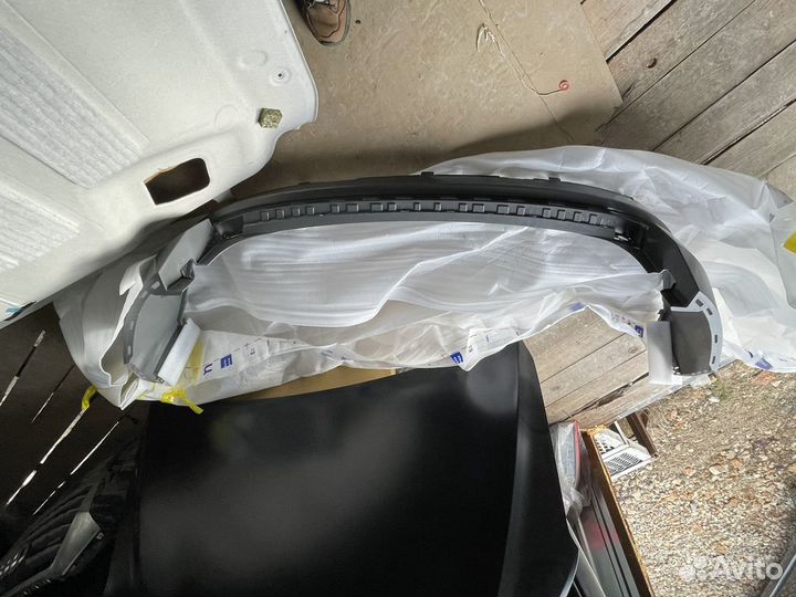 Продам задний бампер Шкода Кодиак