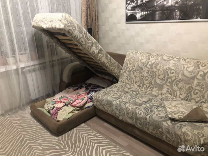 Угловой диван