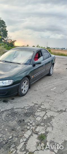 Opel Omega 2.0 МТ, 1996, 337 688 км