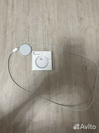 Зарядное устройство для iPhone MagSafe(оригинал)