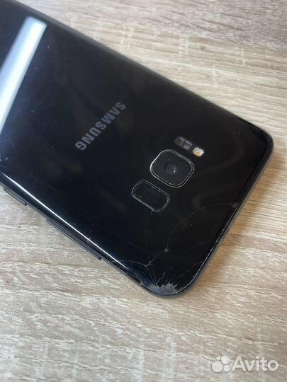 Samsung Galaxy S8+, 4/64 ГБ