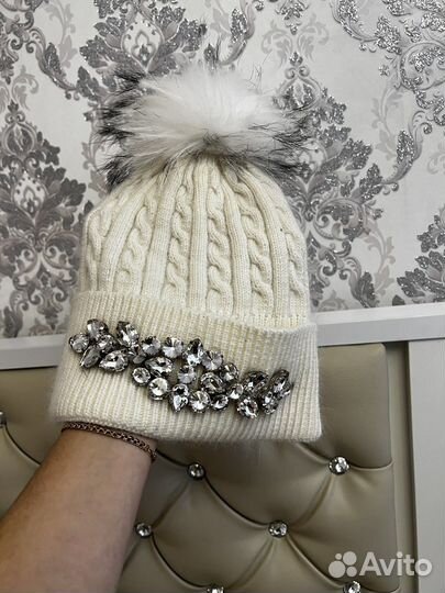 Шапка со стразами шерсть