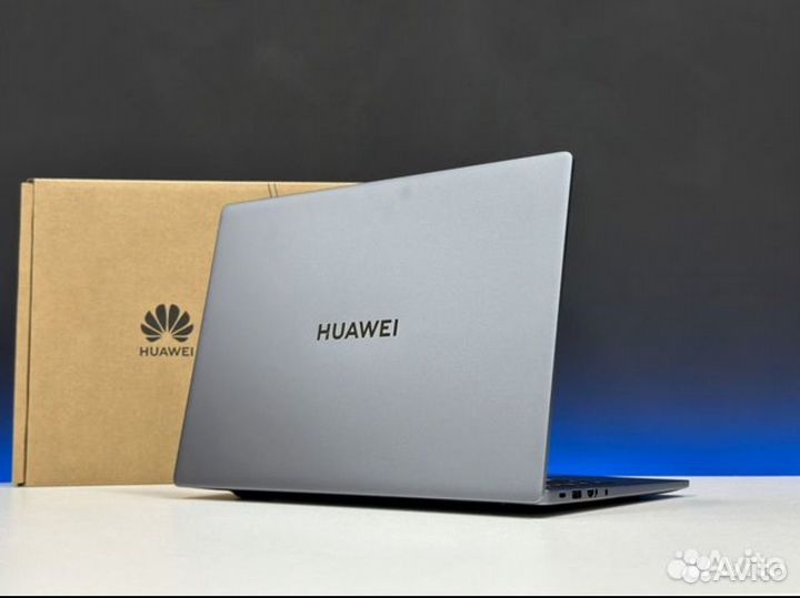 Новый Huawei 14 IPS 8G озу Core i3 12th SSD256g