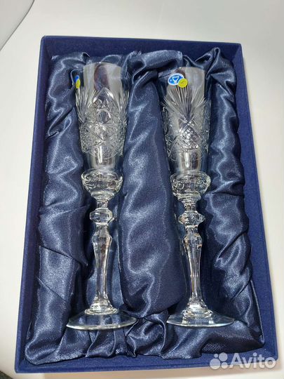 Хрустальные бокалы для шампанского