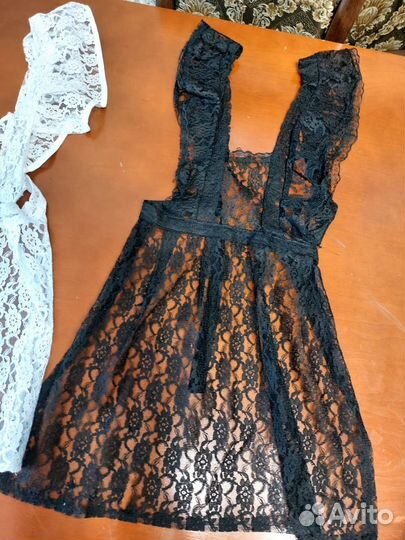 Школьный фартук белый и чёрный