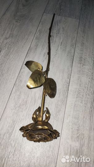 Роза металлическая