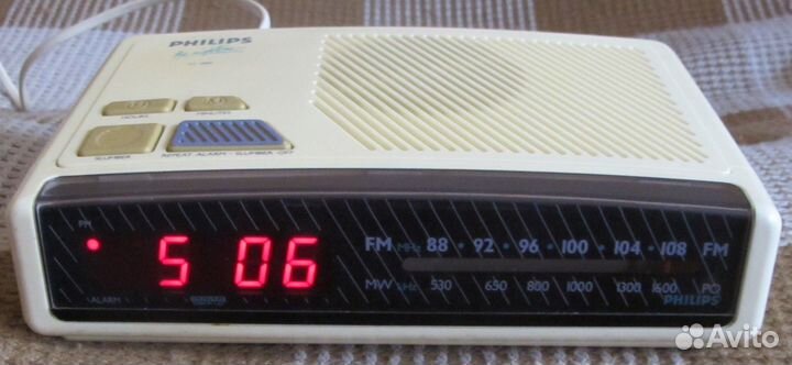Радиоприёмник + часы 