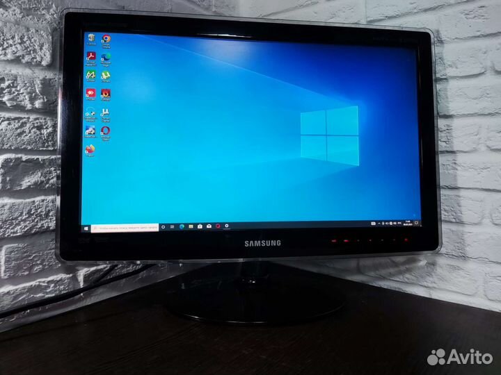 Монитор-телевизор Samsung 22' Full HD hdmi