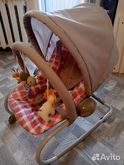 Шезлонг детский