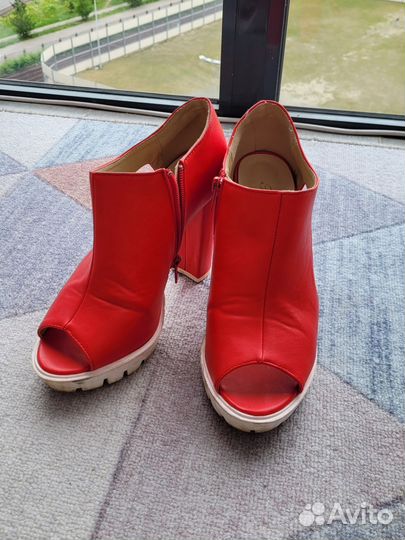 Ботильоны женские 40 красные