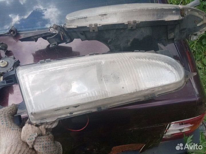 Фара передняя правая Ford Mondeo