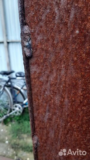 Металлический короб (ларь)