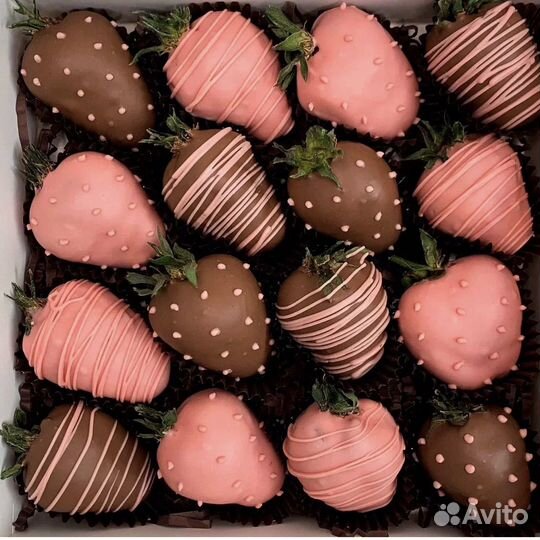 Набор клубники в шоколаде, бокс подарочный